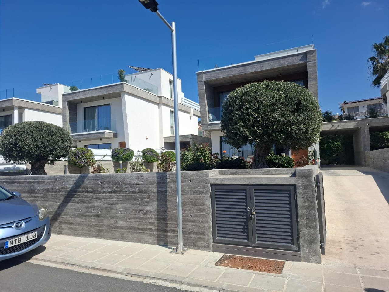 4 Bedrooms House / Villa in Chlorakas, Paphos