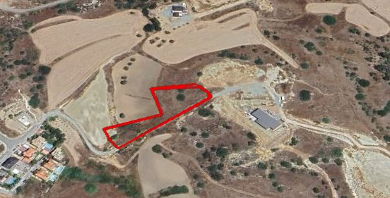 Land in Moni, Limassol