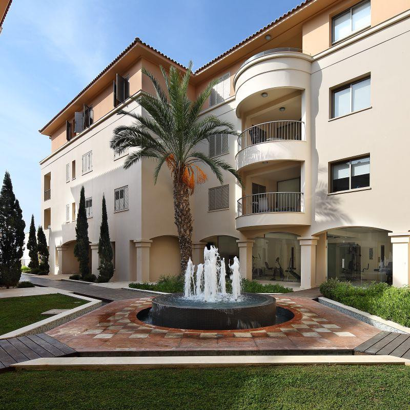 3 Bedrooms Apartment in Kato Paphos, Paphos