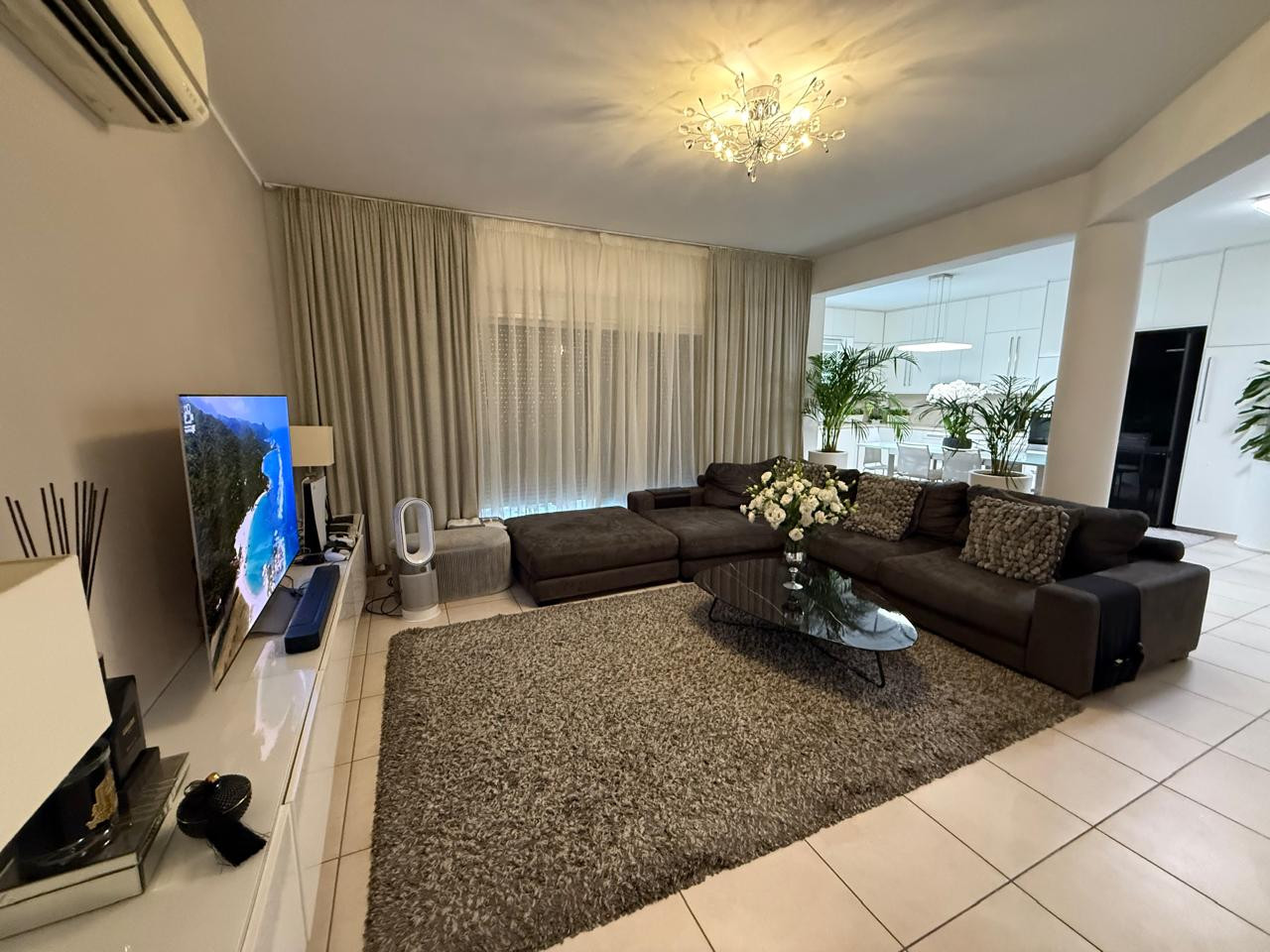 3 Bedrooms Apartment in Green Area, Limassol