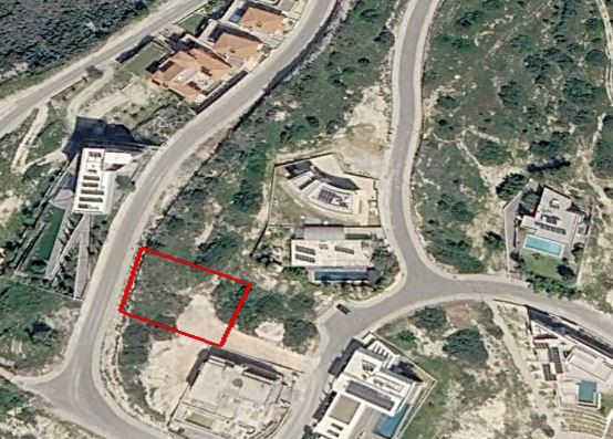 Land in Agios Tychonas, Limassol