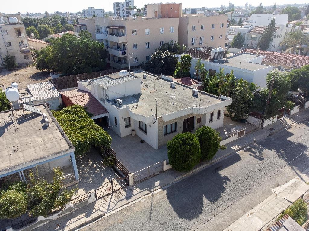 4 Bedrooms House / Villa in Kaimakli, Nicosia
