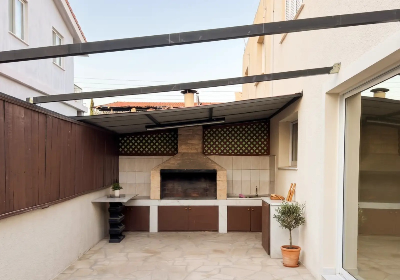 3 Bedrooms House / Villa in Kapsalos, Limassol