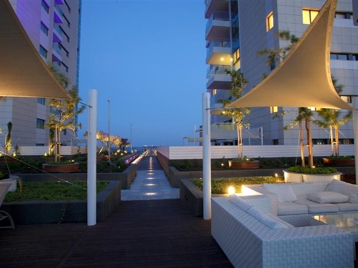 2 Bedrooms Apartment in Neapolis, Limassol