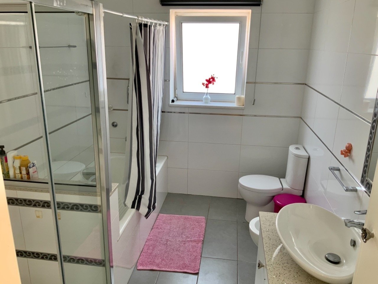 4 Bedrooms House / Villa in Strovolos, Nicosia