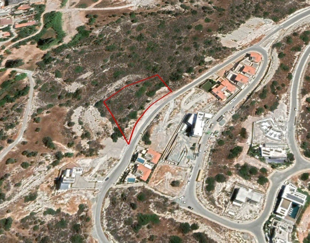 Land in Agios Tychonas, Limassol
