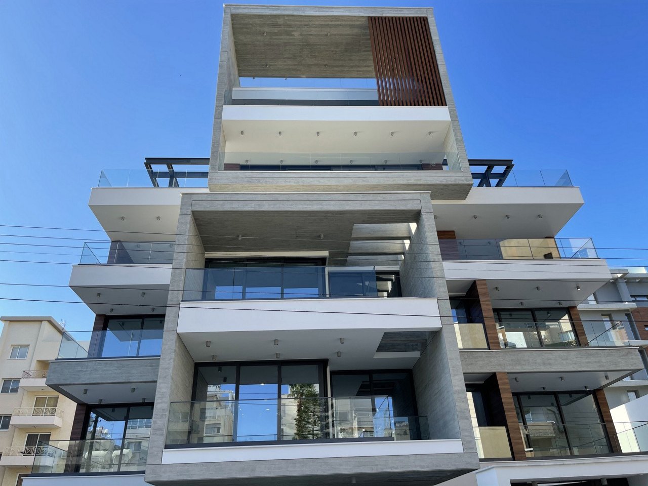 2 Bedrooms Investment in Neapolis, Limassol