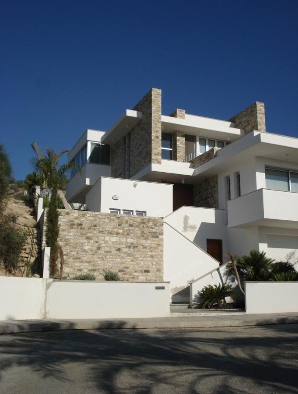 5 Bedrooms House / Villa in Oroklini, Larnaca