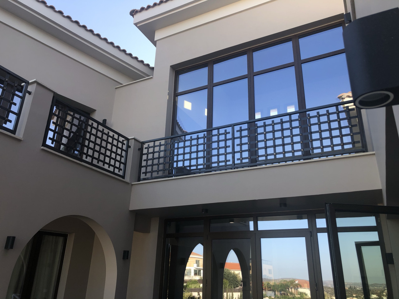 4 Bedrooms House / Villa in Agios Tychonas, Limassol