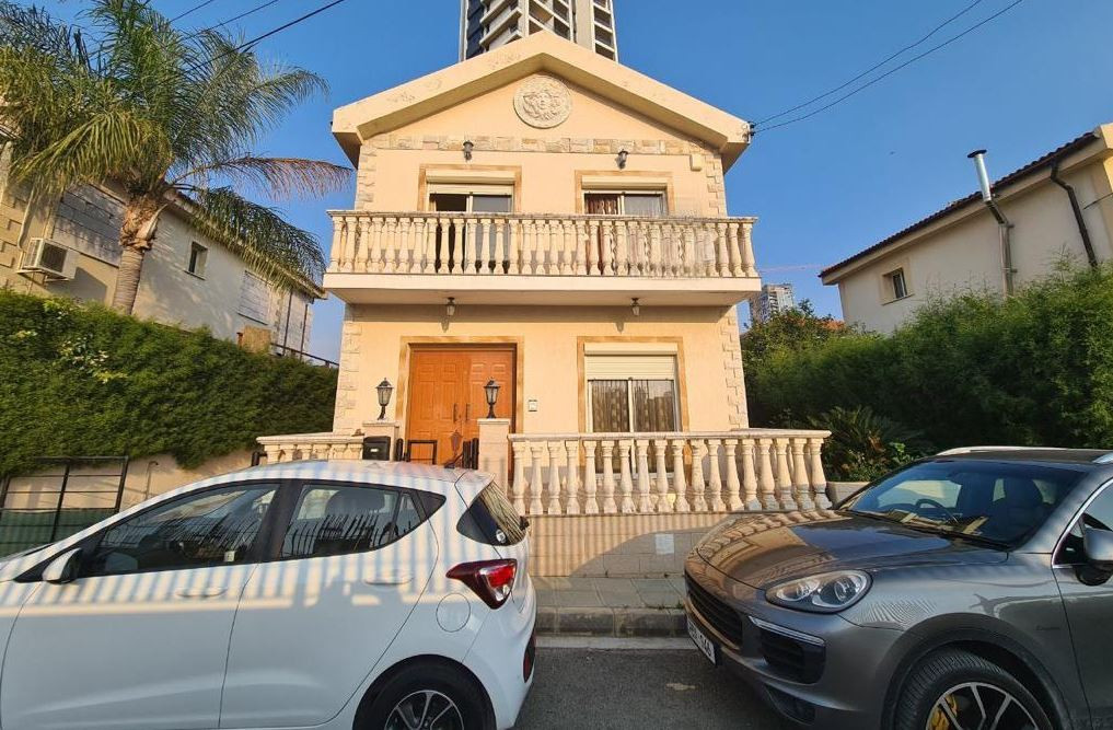 3 Bedrooms House / Villa in Mouttagiaka, Limassol