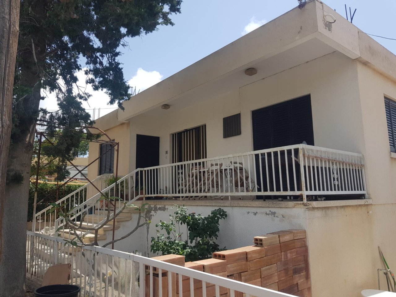 Land in Konia, Paphos