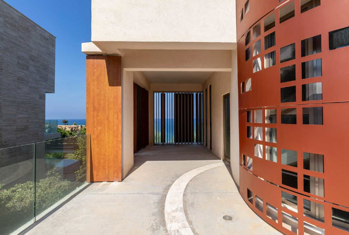 4 Bedrooms House / Villa in Chlorakas, Paphos