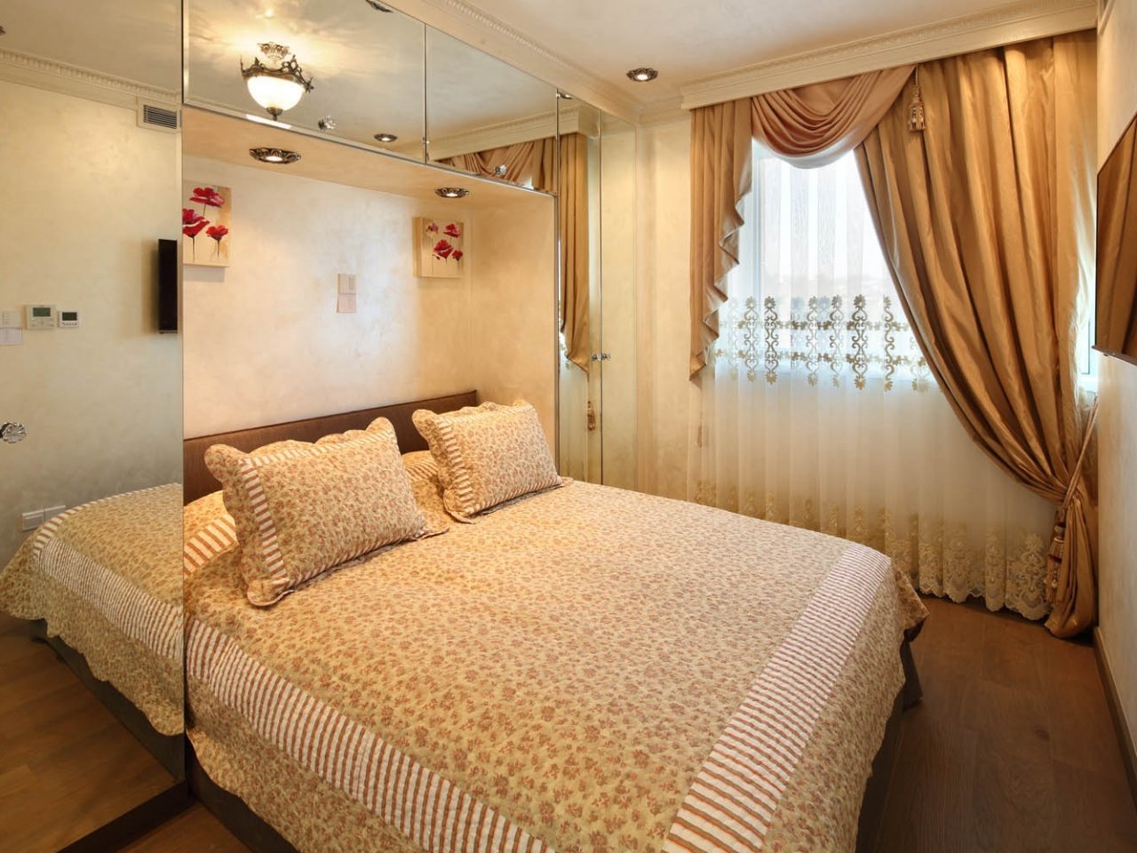 2 Bedrooms Apartment in Neapolis, Limassol