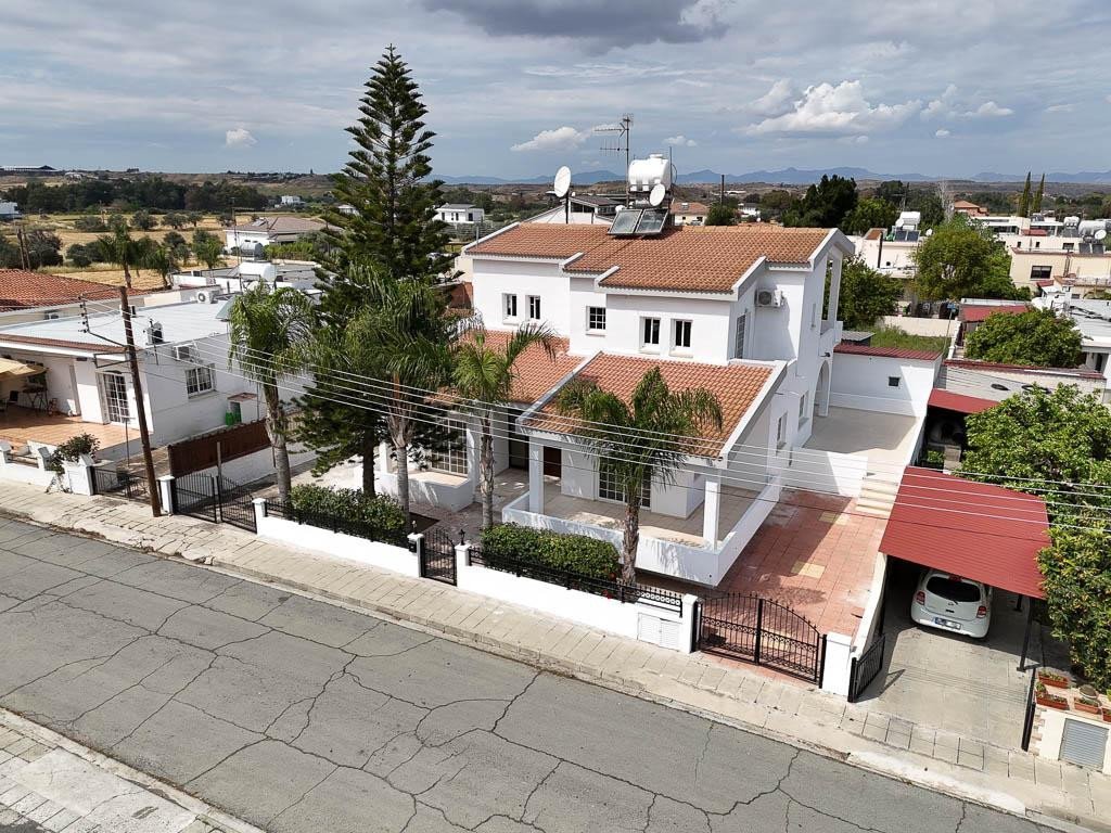 4 Bedrooms House / Villa in Dali, Nicosia
