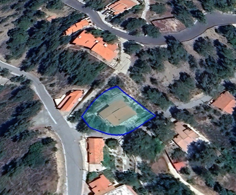 4 Bedrooms House / Villa in Pano Platres, Limassol
