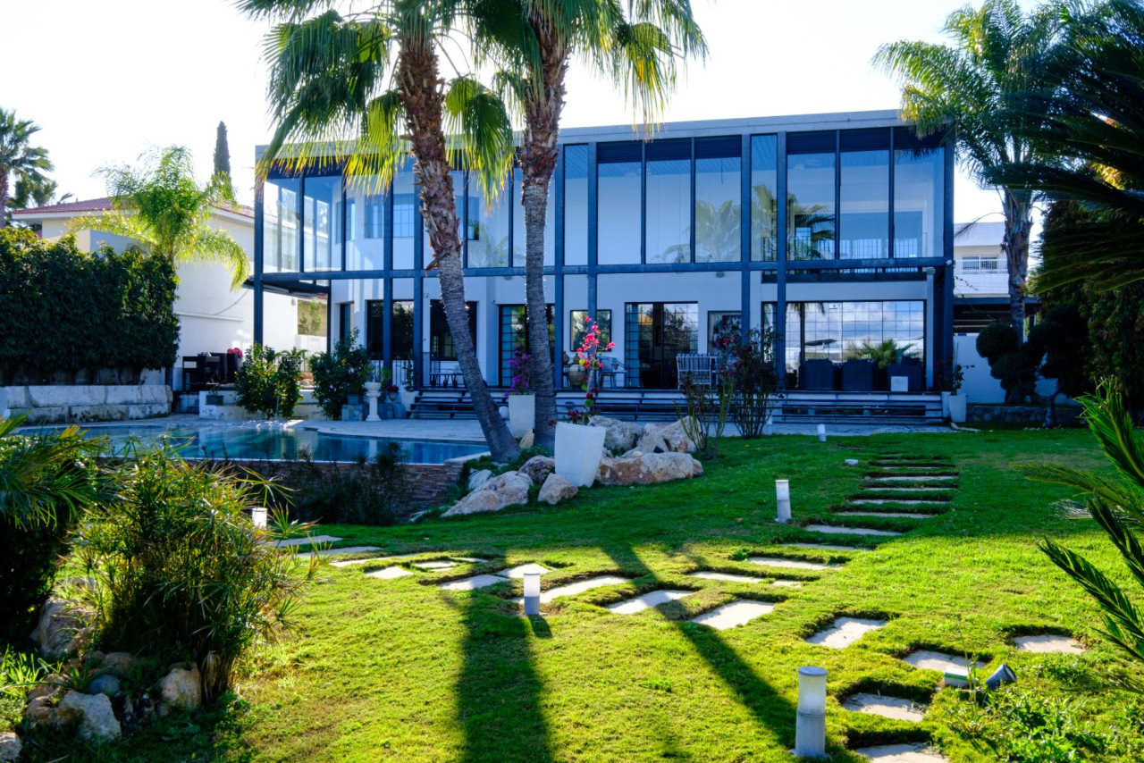 5 Bedrooms House / Villa in Nicosia, Nicosia
