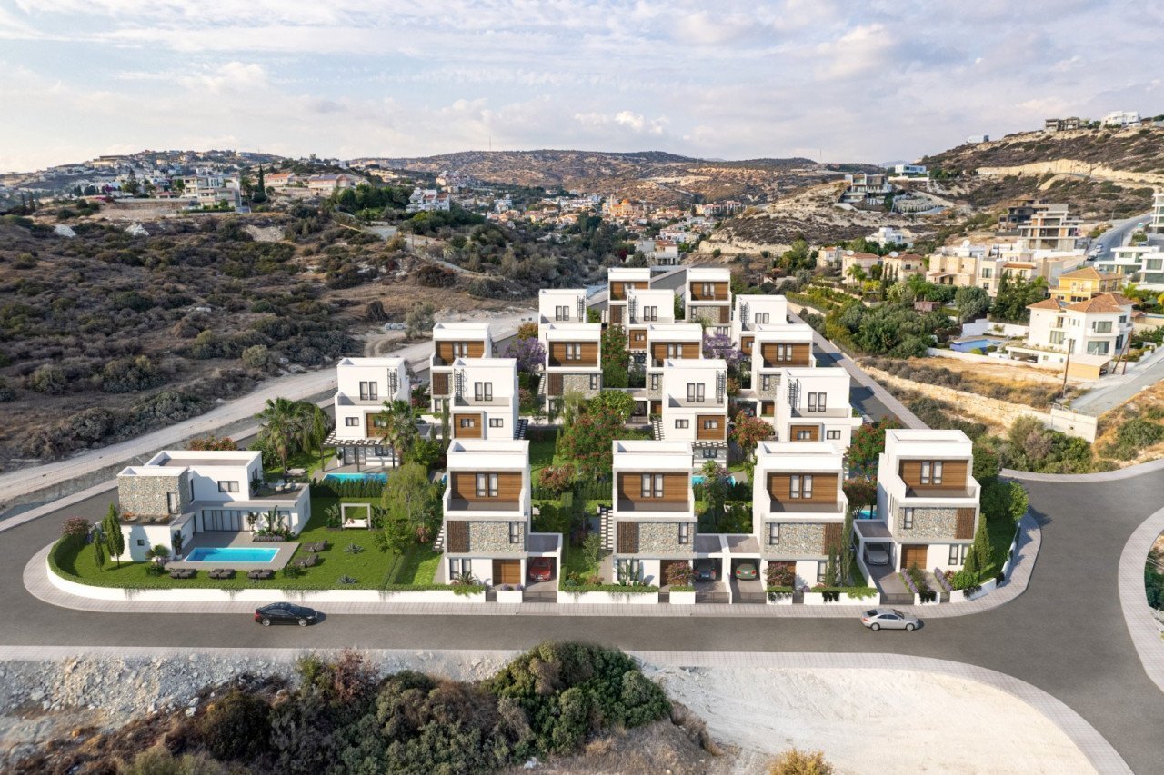 4 Bedrooms House / Villa in Agios Tychonas, Limassol