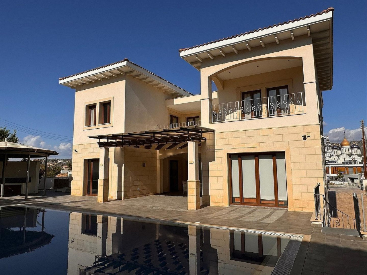 5 Bedrooms House / Villa in Kalogiri, Limassol