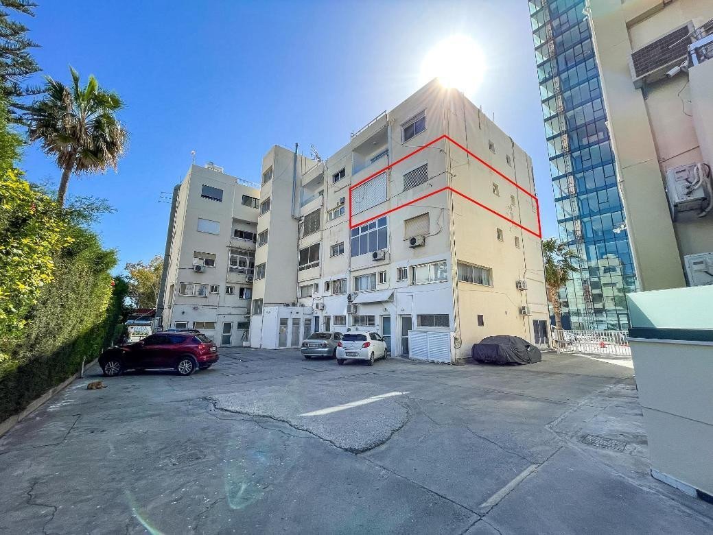 3 Bedrooms Apartment in Mouttagiaka, Limassol