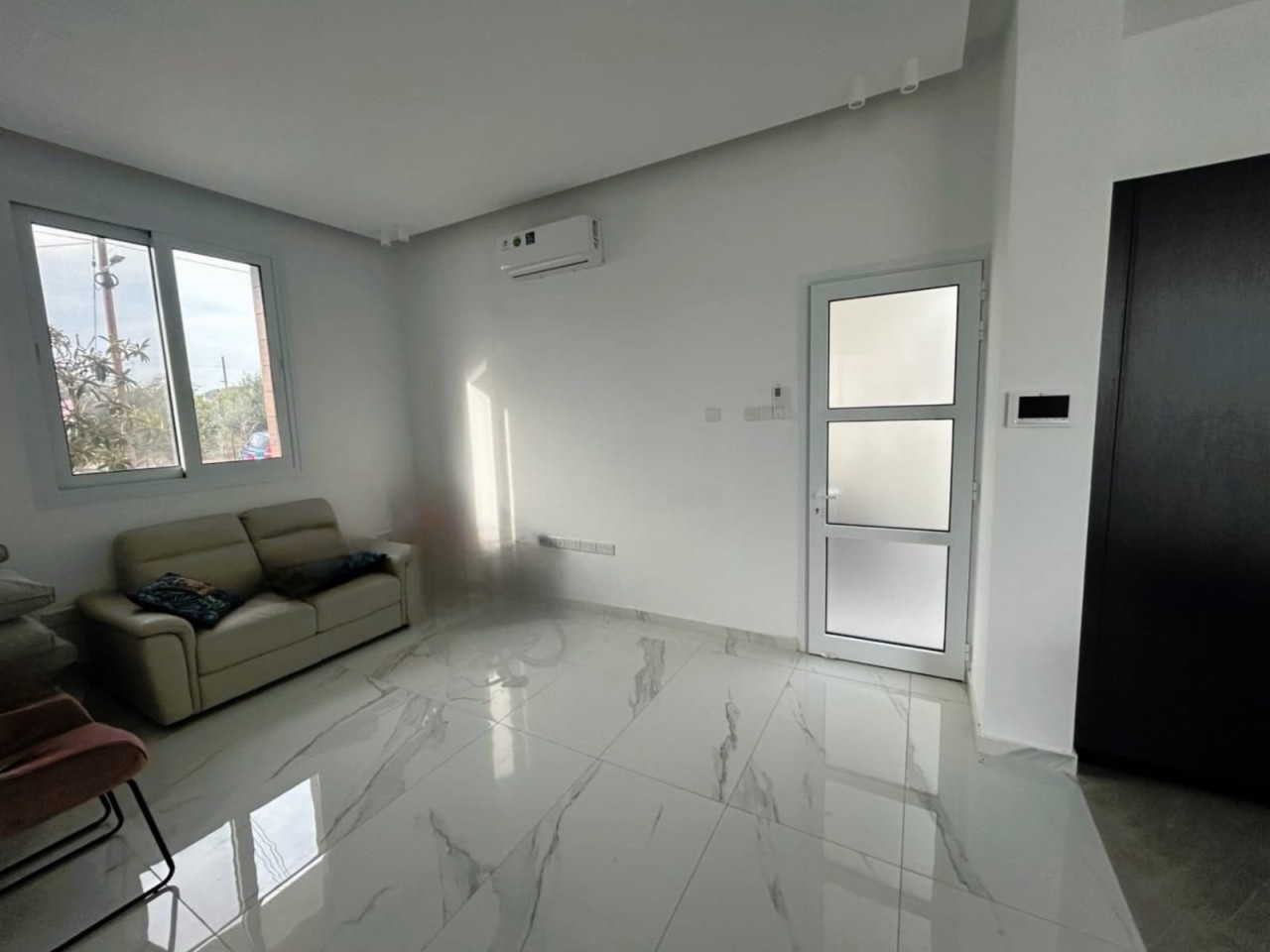 5 Bedrooms House / Villa in Livadia, Larnaca
