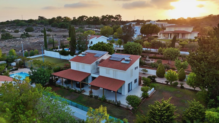 6 Bedrooms House / Villa in Cape Greco, Famagusta