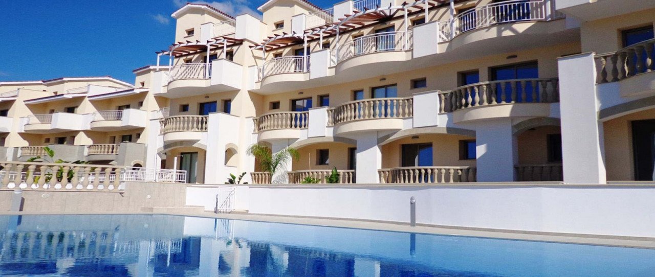 3 Bedrooms Apartment in Universal, Paphos