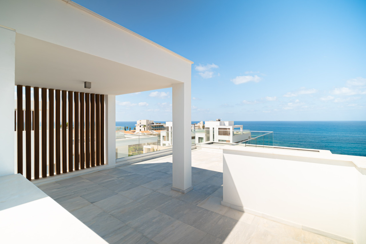 4 Bedrooms House / Villa in Kissonerga, Paphos