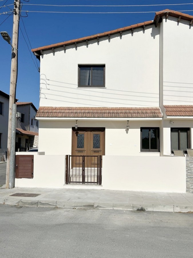 3 Bedrooms House / Villa in Livadia, Larnaca