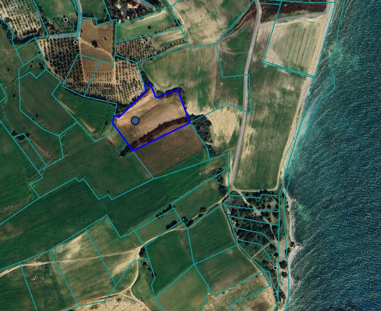 Land in Mazotos, Larnaca