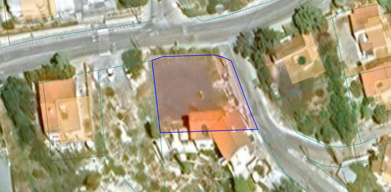 Land in Agios Tychonas, Limassol